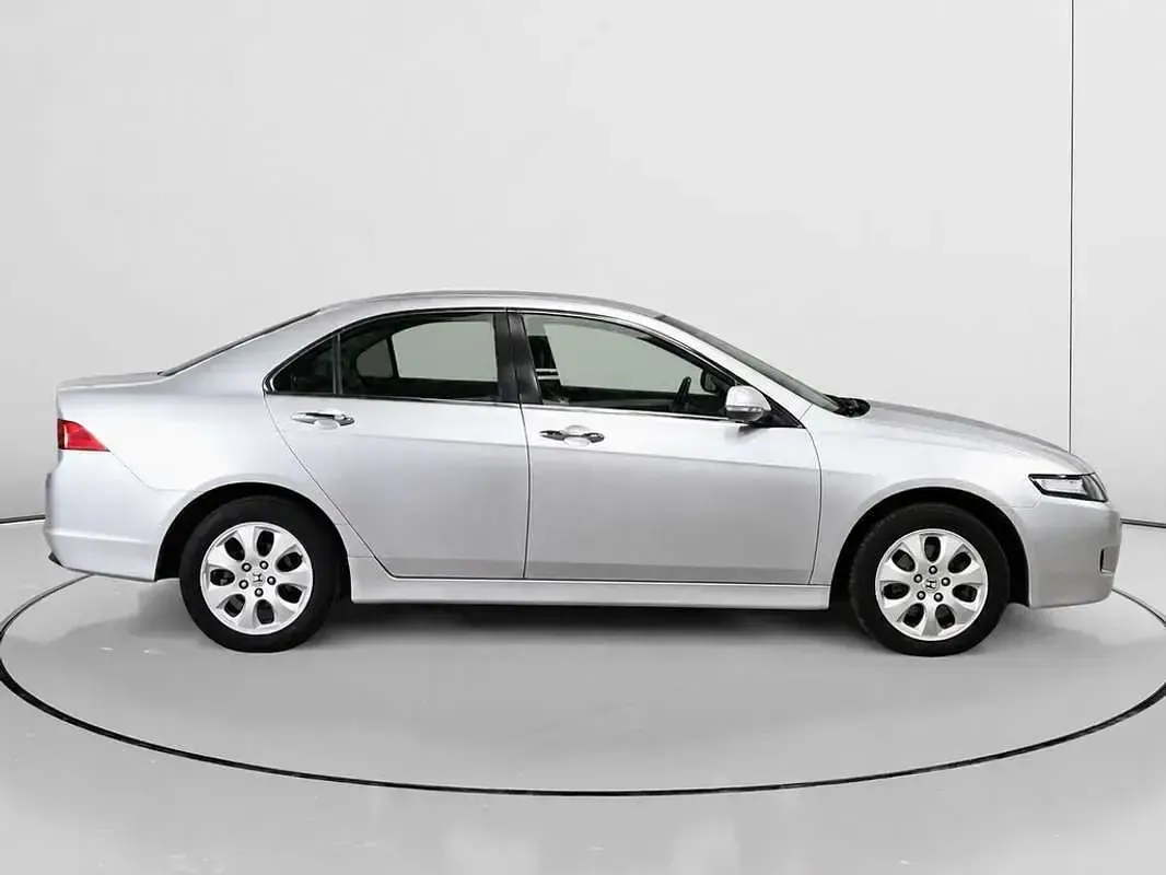 Usado Honda Accord Sport 140 CV (102 kW) 2006 Blanco Berlina