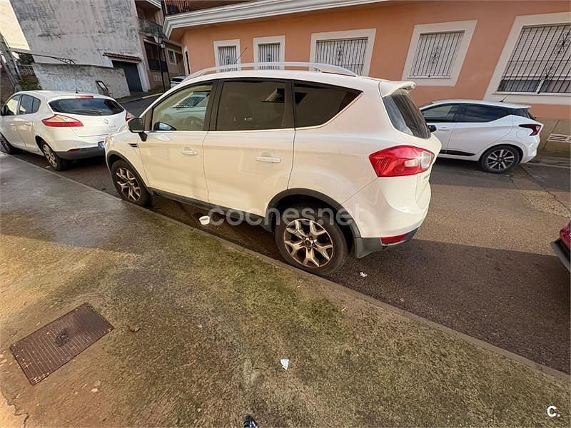 Usado Ford Kuga Trend 136 CV (100 kW) 2009 Blanco SUV