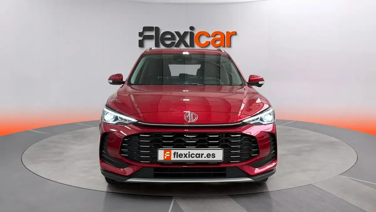 Usado MG ZS Luxury 197 CV (144 kW) 2025 Rojo SUV