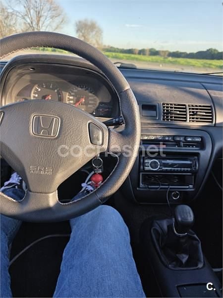Usado Honda Prelude 134 CV (98 kW) 1999 Gris / plata Coupe