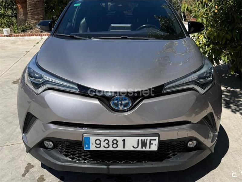 Usado Toyota C-HR Plus 122 CV (89 kW) 2017 Gris / plata SUV