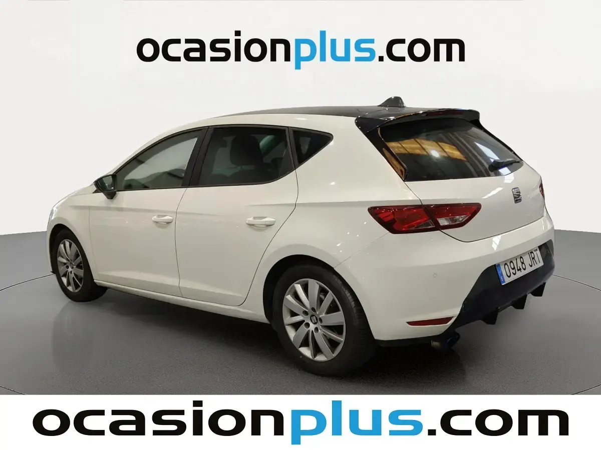 Usado Seat Leon Ecomotive 110 CV (80 kW) 2016 Blanco Utilitario