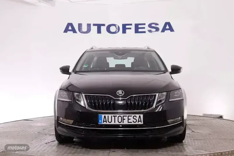 Usado Skoda Octavia Ambition 115 CV (84 kW) 2019 Negro Familiar