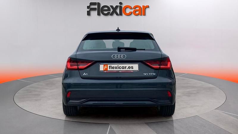Usado Audi A1 Sportback Advanced 110 CV (80 kW) 2022 Gris Utilitario