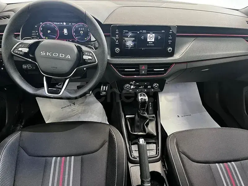 Nuevo Skoda Kamiq Monte Carlo 116 CV (85 kW) 2025 Azul SUV
