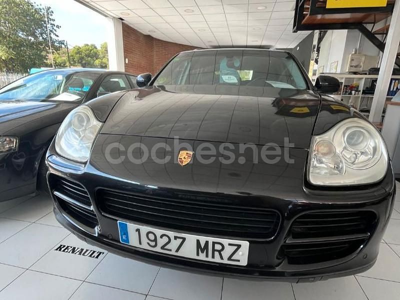 Käytetty Porsche Cayenne S 340 HP (250 kW) 2005 Musta Katumaasturi