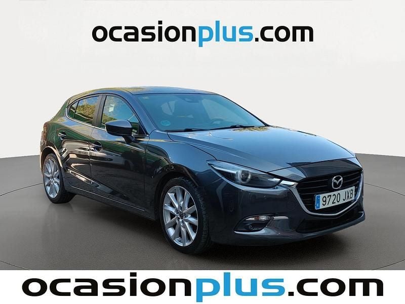 Usado Mazda 3 Luxury 150 CV (110 kW) 2017 Gris Utilitario