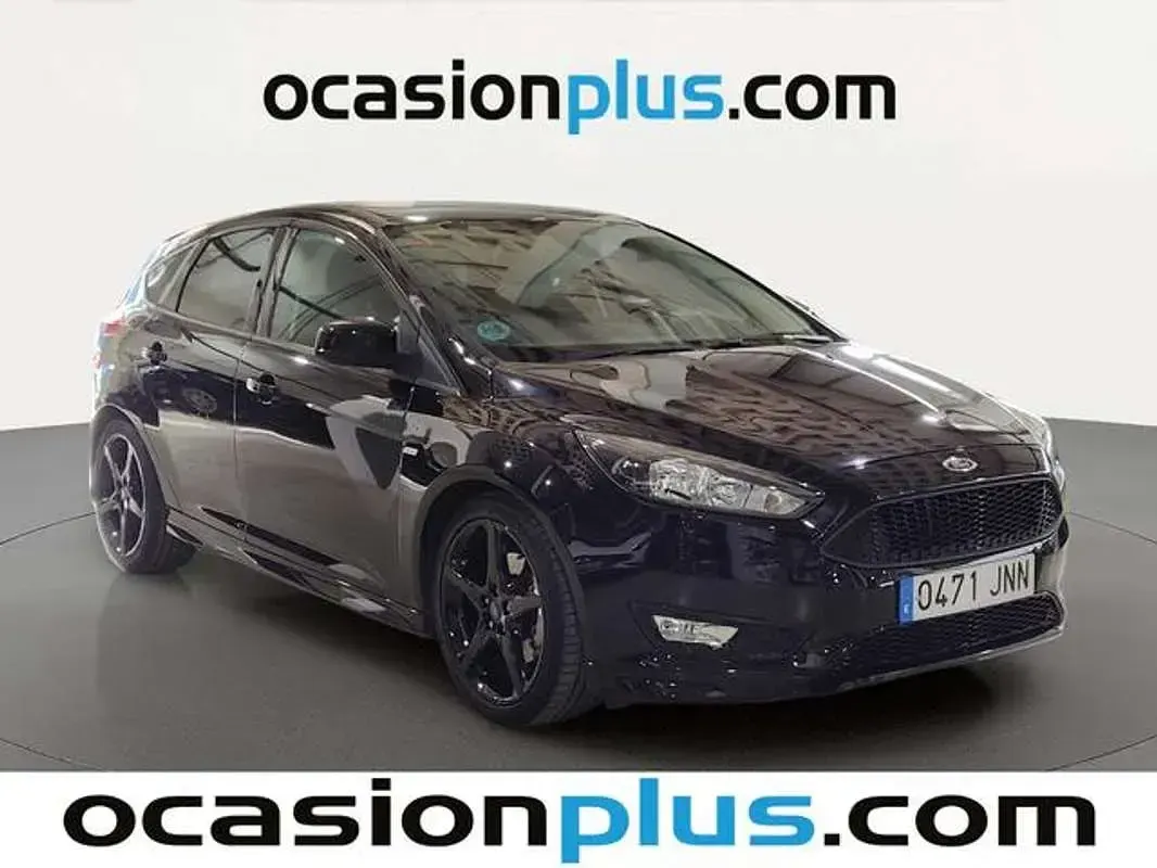 Usado Ford Focus ST-Line 150 CV (110 kW) 2016 Negro Utilitario