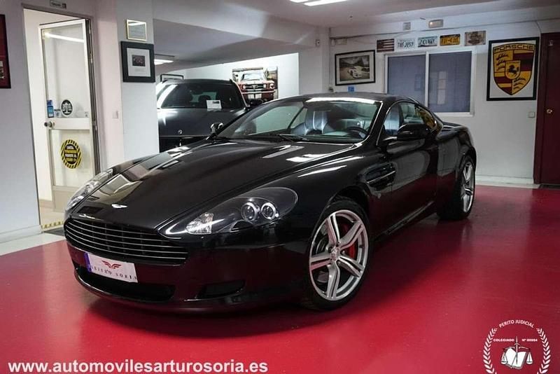 Negro Usado 2010 Aston Martin DB9 Coupe | 60.000 € - Imagen 1/4