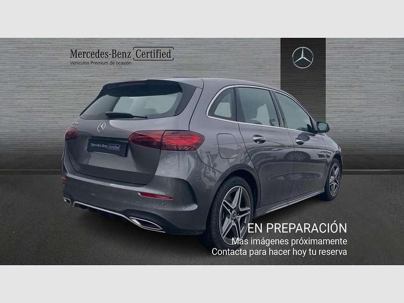 Usado Mercedes E250 218 CV (160 kW) 2025 Gris Familiar