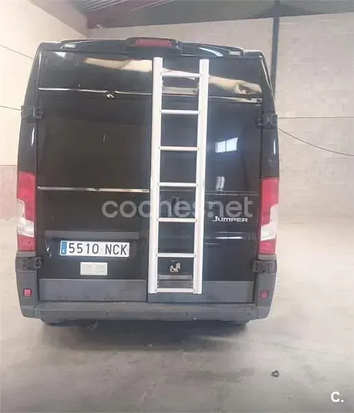 Usado Citroën Jumper 130 CV (95 kW) 2012 Negro Monovolumen