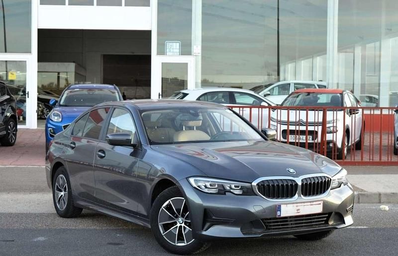 Usado BMW 318 150 CV (110 kW) 2021 Gris Berlina
