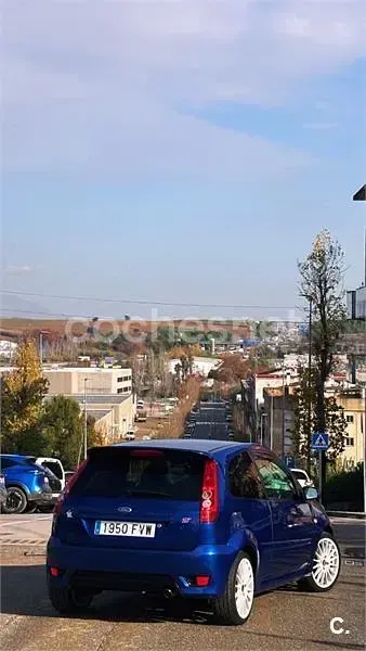 Usado Ford Fiesta ST 150 CV (110 kW) 2007 Azul Utilitario