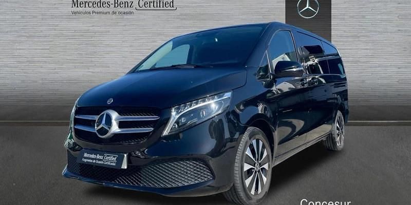 Negro Usado 2023 Mercedes V250 Monovolumen | 55.397 € (Precio justo) - Imagen 1/4
