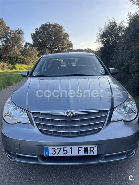 Usado Chrysler Sebring 140 CV (102 kW) 2007 Gris / plata Berlina