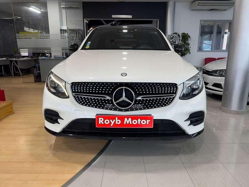 Usado Mercedes GLC220 AMG 170 CV (125 kW) 2017 Blanco Coupe