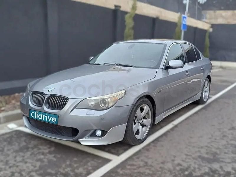 Usado BMW 530 235 CV (172 kW) 2004 Gris / plata Berlina