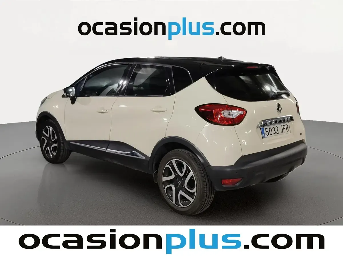 Usado Renault Captur Zen 120 CV (88 kW) 2016 Blanco SUV