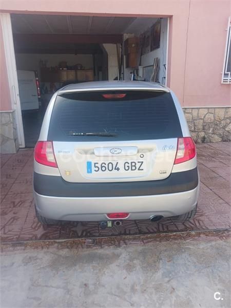 Usado Hyundai Getz 88 CV (64 kW) 2008 Gris / plata Utilitario