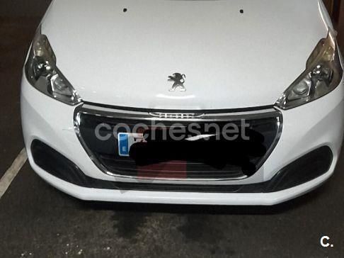 Blanco Usado 2016 Peugeot 208 Access Utilitario | 6500 € (Super precio) - Imagen 1/4