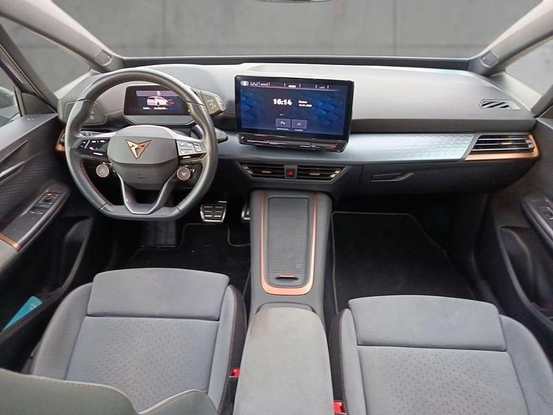 Usado Cupra Born e-Boost 169 kW (231 CV) 2022 Gris Utilitario