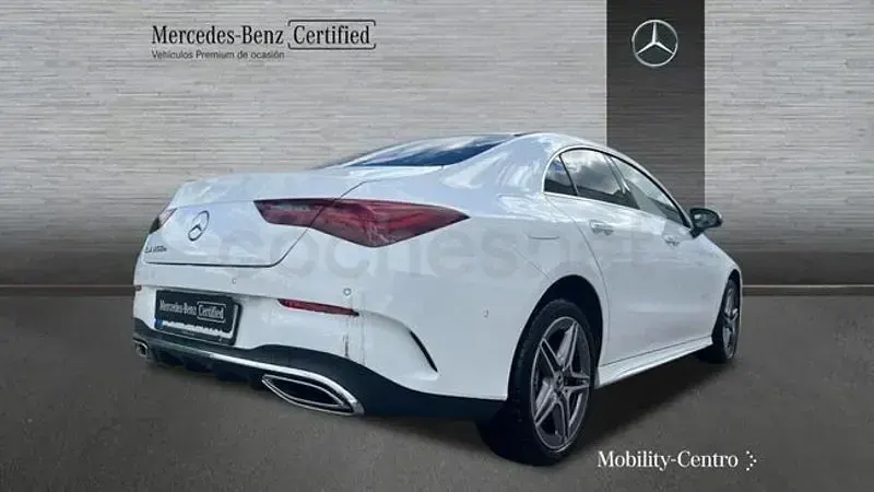 Usado Mercedes CLA250e 218 CV (160 kW) 2024 Blanco Berlina