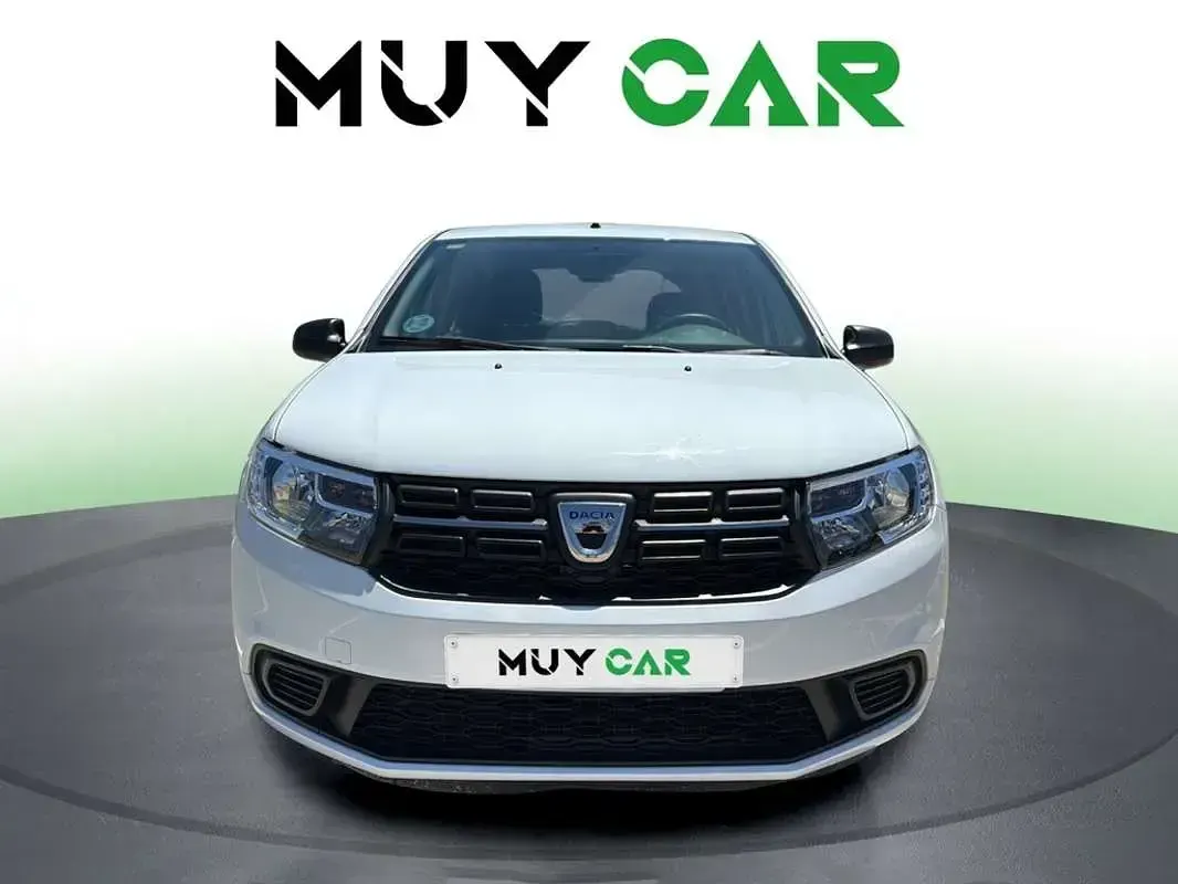 Usado Dacia Sandero Essentiel 75 CV (55 kW) 2020 Blanco Utilitario