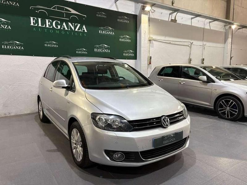 Usado VW Golf Plus Cross Advance 105 CV (77 kW) 2013 Gris / plata Monovolumen