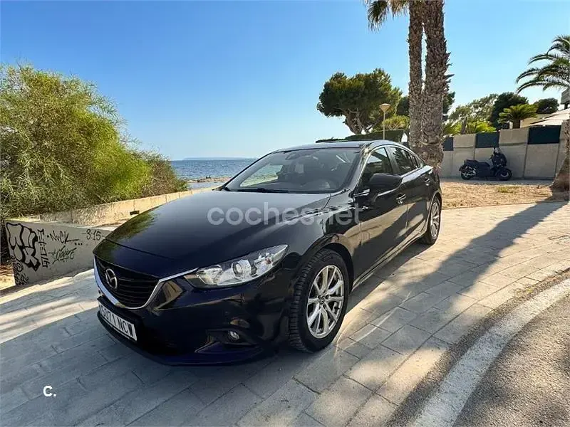 Usado Mazda 6 Comfort 150 CV (110 kW) 2013 Negro Berlina