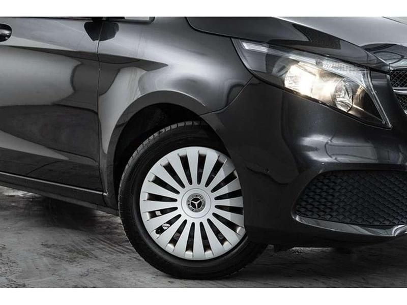 Brugt Mercedes V220 163 HK (119 kW) 2022 Grå MPV