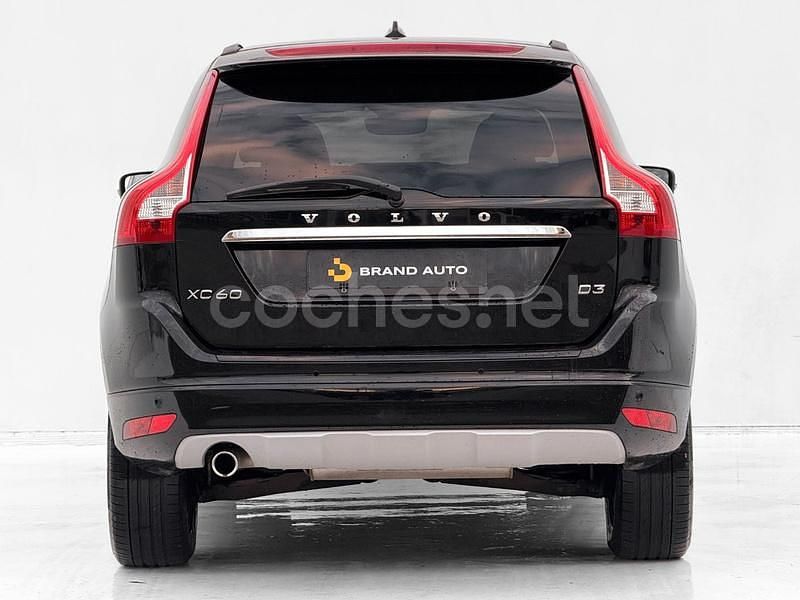 Usado Volvo XC60 Momentum 190 CV (139 kW) 2017 Negro SUV