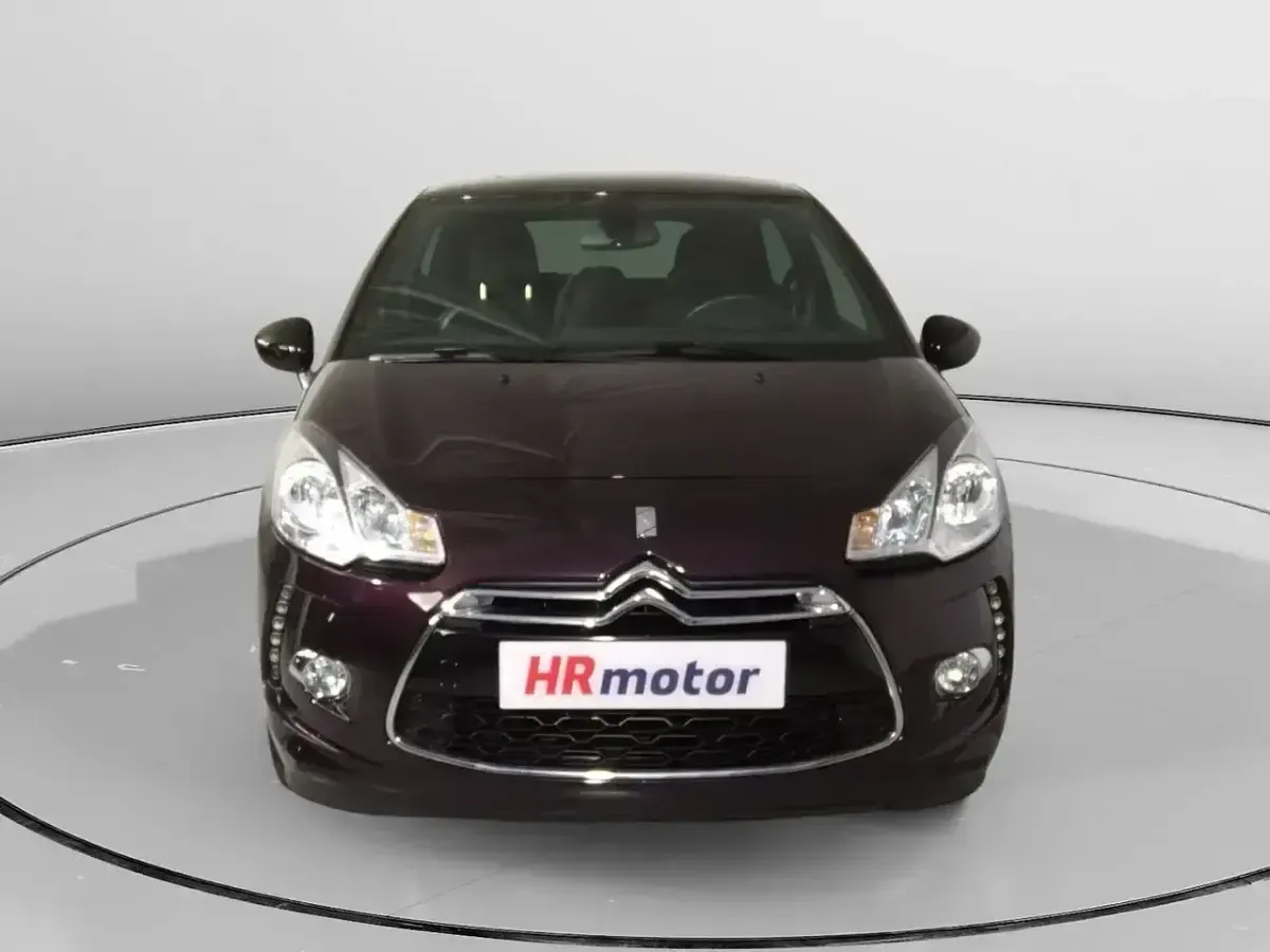 Usado Citroën DS3 82 CV (60 kW) 2015 Violeta Utilitario