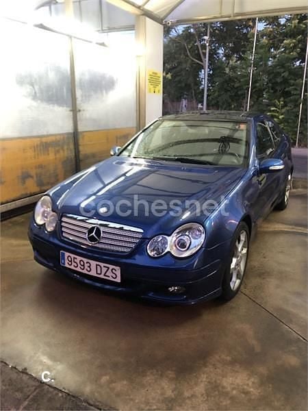 Azul Usado 2006 Mercedes C220 Sport Edition Berlina | 4200 € (Precio justo) - Imagen 1/2