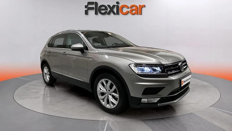 Usado VW Tiguan Advance 150 CV (110 kW) 2017 Gris SUV
