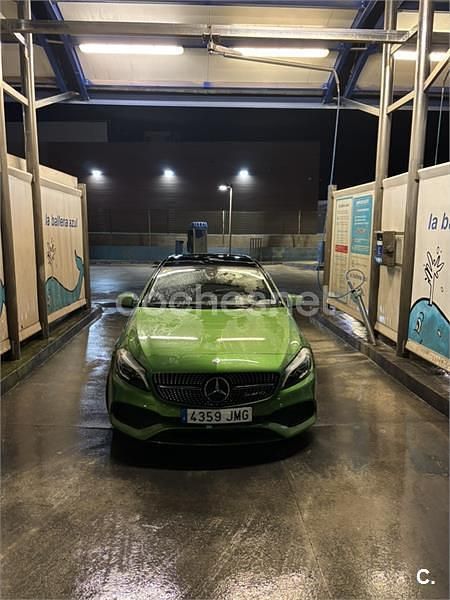 Usado Mercedes A200 AMG line 136 CV (100 kW) 2016 Verde Berlina