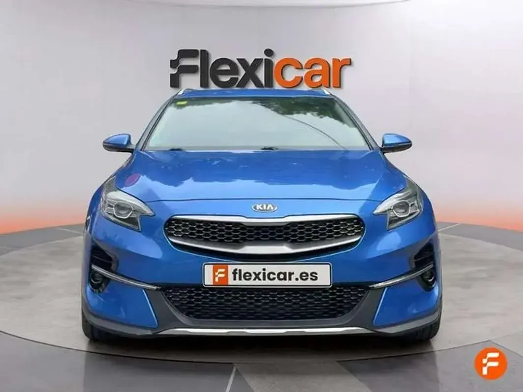 Usado Kia XCeed 120 CV (88 kW) 2020 Azul SUV