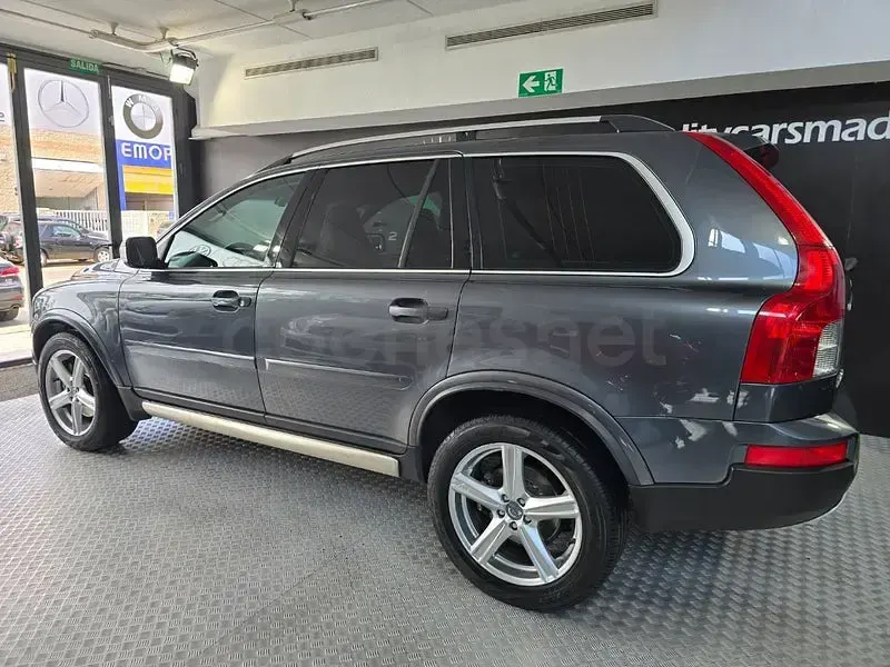 Usado Volvo XC90 185 CV (136 kW) 2008 Gris / plata SUV