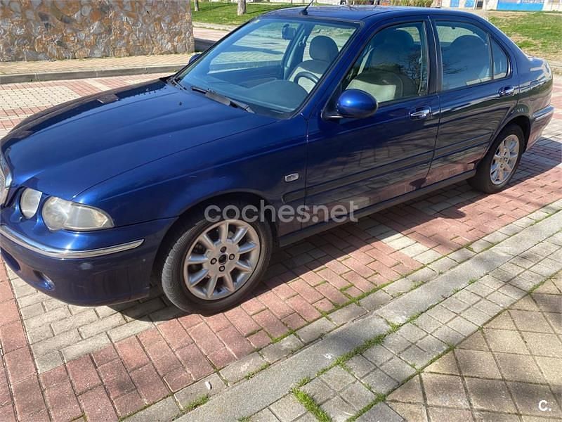Usado Rover 45 100 CV (73 kW) 2001 Azul Berlina