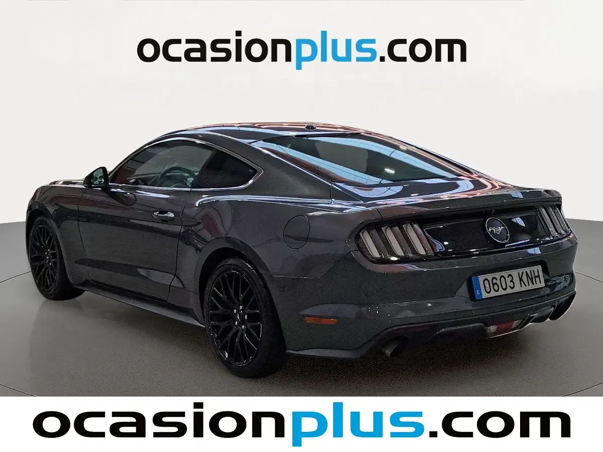 Usado Ford Mustang Fastback 314 CV (230 kW) 2018 Gris Coupe