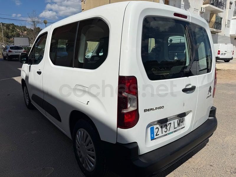 Usado Citroën Berlingo Live 102 CV (75 kW) 2021 Blanco Monovolumen