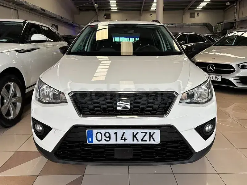 Usado Seat Arona Style 95 CV (69 kW) 2019 Blanco SUV