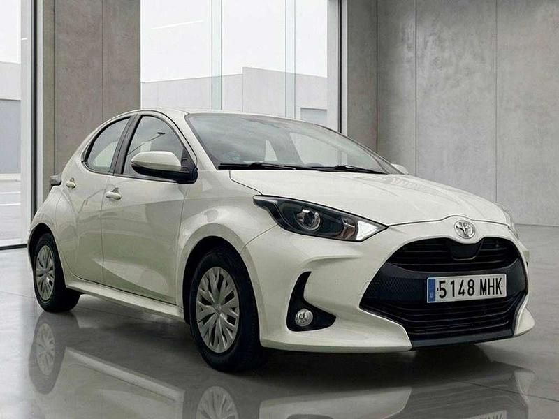 Usado Toyota Yaris Edition 125 CV (91 kW) 2022 Blanco Utilitario