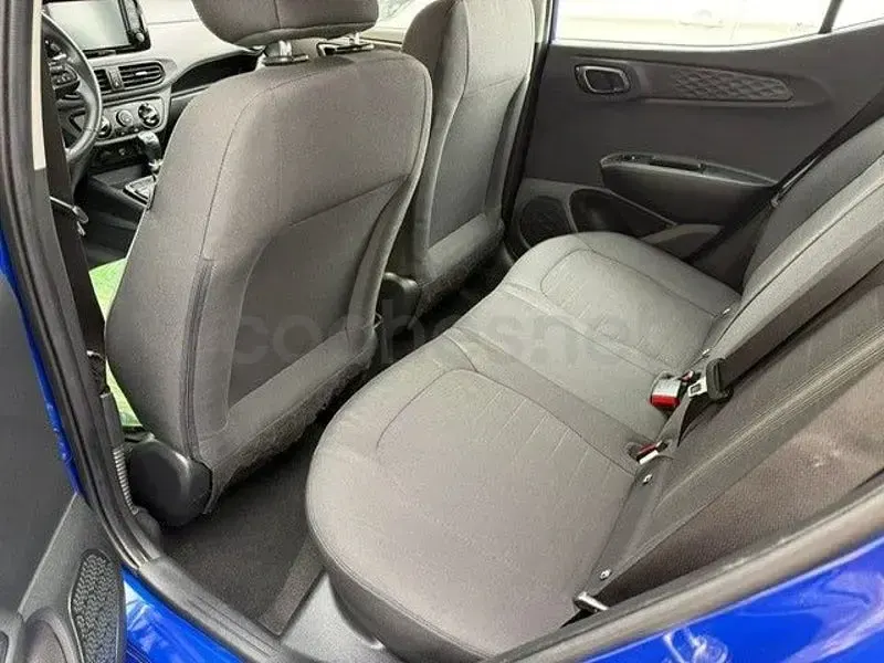 Usado Hyundai i10 67 CV (49 kW) 2021 Azul Utilitario