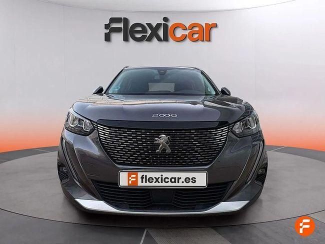 Usado Peugeot 2008 Allure 130 CV (95 kW) 2021 Gris SUV