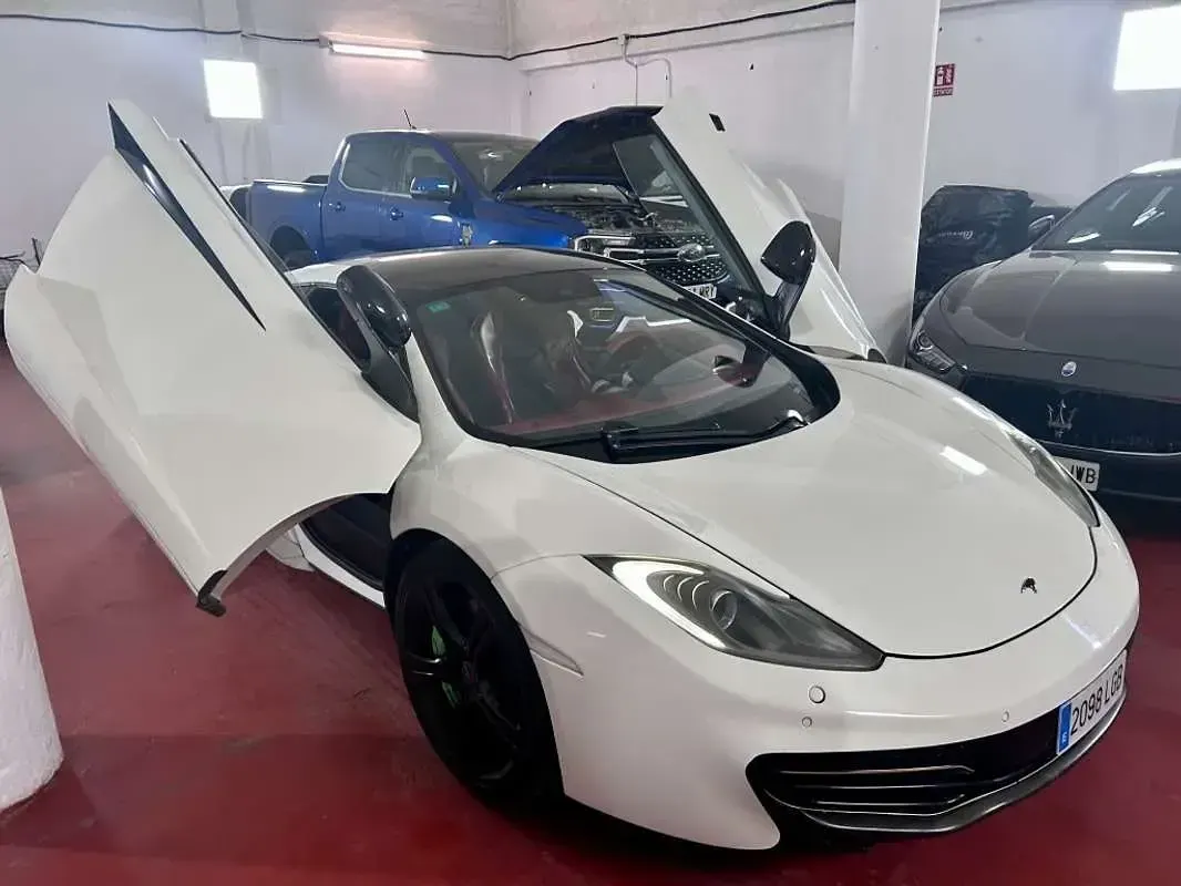 Usado McLaren MP4-12C 625 CV (459 kW) 2013 Blanco Coupe