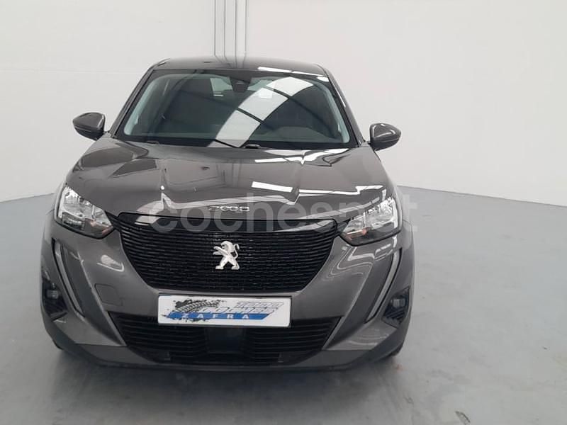 Gris / plata Usado 2021 Peugeot 2008 Active SUV | 13.900 € (Un poco caro) - Imagen 1/4