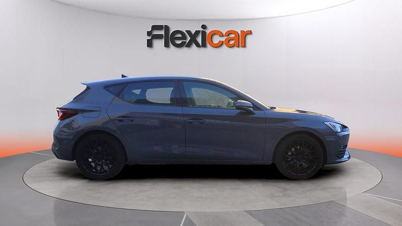 Usado Cupra Leon 150 CV (110 kW) 2022 Gris Berlina