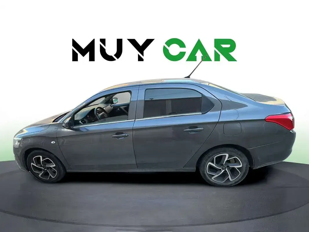 Usado Citroën C-Elysee I PureTech 82 CV (60 kW) 2019 Gris / plata Berlina