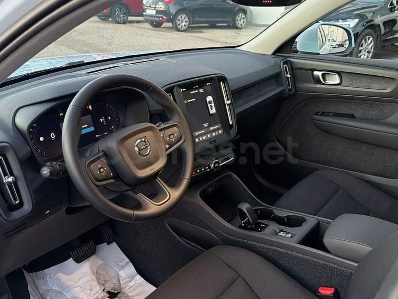 Nuevo Volvo XC40 163 CV (119 kW) 2025 Azul SUV