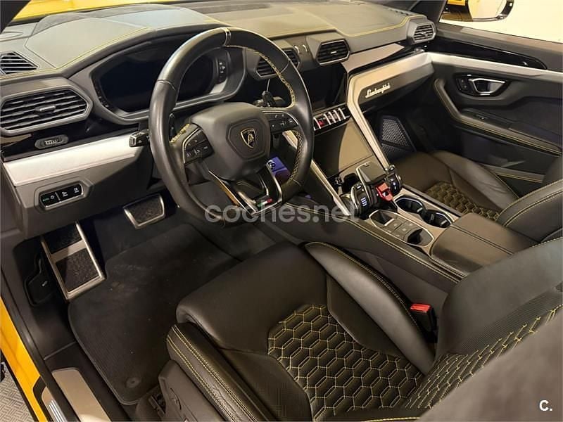 Usado Lamborghini Urus 666 CV (489 kW) 2023 Amarillo SUV